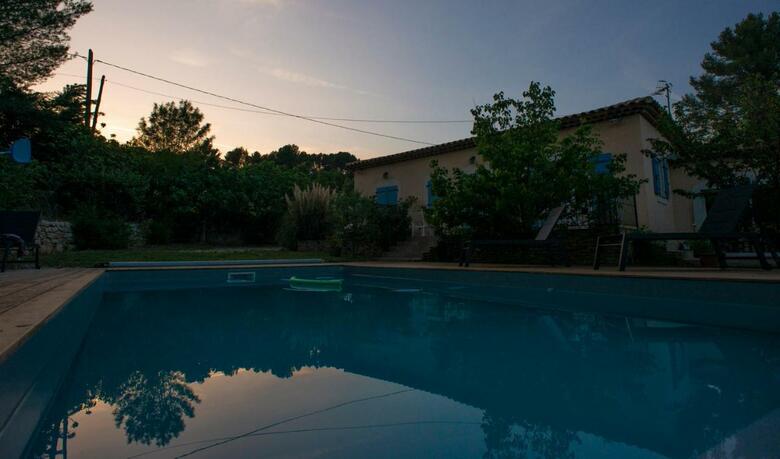 Bed & Breakfast Les Manaux En Provence