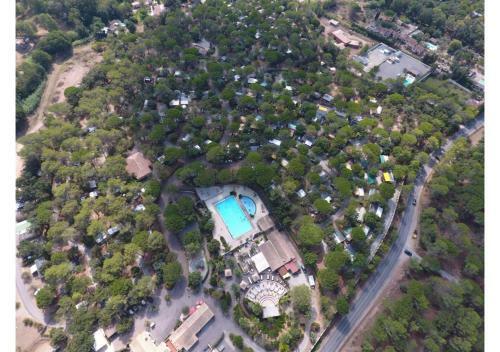 Country Camp Camping Le� Suves