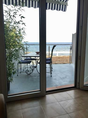 Hostal Villa Sunbeach