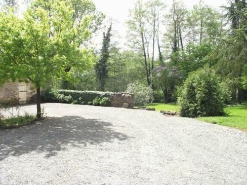 G�te Rouez, 4 Pi�ces, 8 Personnes - Fr-1-410-352