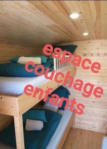 Bed & Breakfast Roulottes Du Chalet Des Pins
