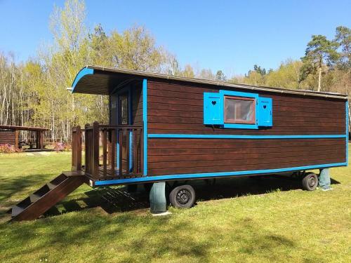 Bed & Breakfast Roulottes Du Chalet Des Pins