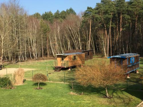 Bed & Breakfast Roulottes Du Chalet Des Pins