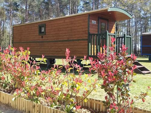 Bed & Breakfast Roulottes Du Chalet Des Pins