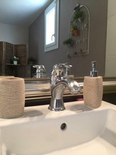 Hostal Le Chalet Des Pins