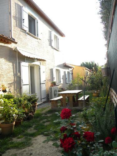 Bed & Breakfast Chez Patrick Roujan