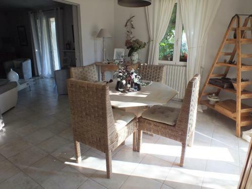 Bed & Breakfast Une Ronce Sous Le Figuier