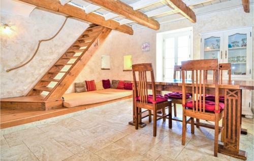 Nice Home In Rousson With 1 Bedrooms