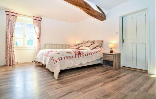 Nice Home In Rousson With 1 Bedrooms