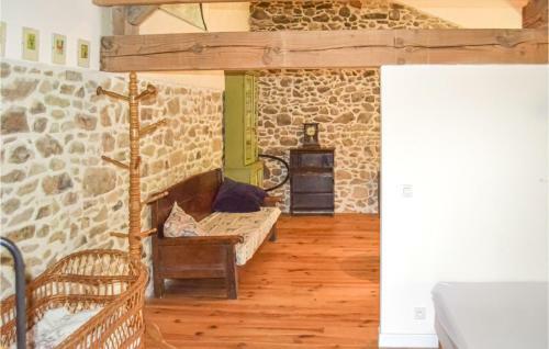Stunning Home In Roussines With Wifi And 2 Bedrooms