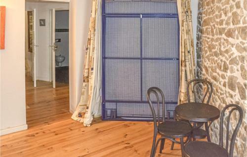 Stunning Home In Roussines With Wifi And 3 Bedrooms
