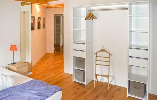 Stunning Home In Roussines With Wifi And 3 Bedrooms