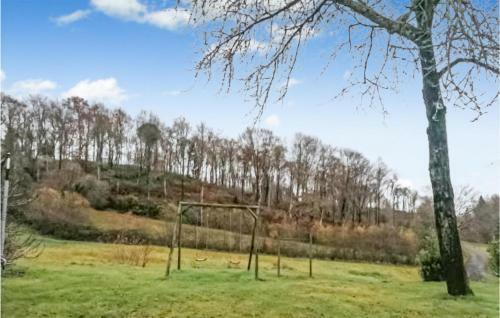 Stunning Home In Roussines With Wifi And 4 Bedrooms