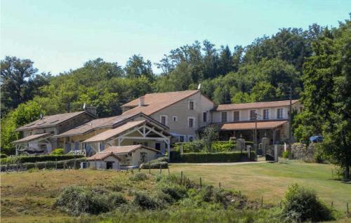 Awesome Apartment In Roussines With Wifi And 1 Bedrooms