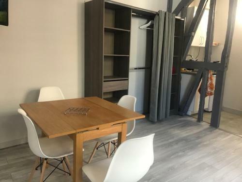 Apartamento Vieux March�