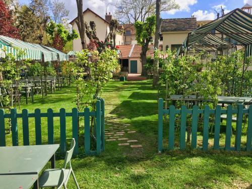Hotel Le Fruit Defendu