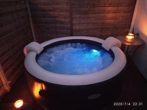 Maison Au Calme Climatis�e Avec Spa de Mai � Fin Octobre
