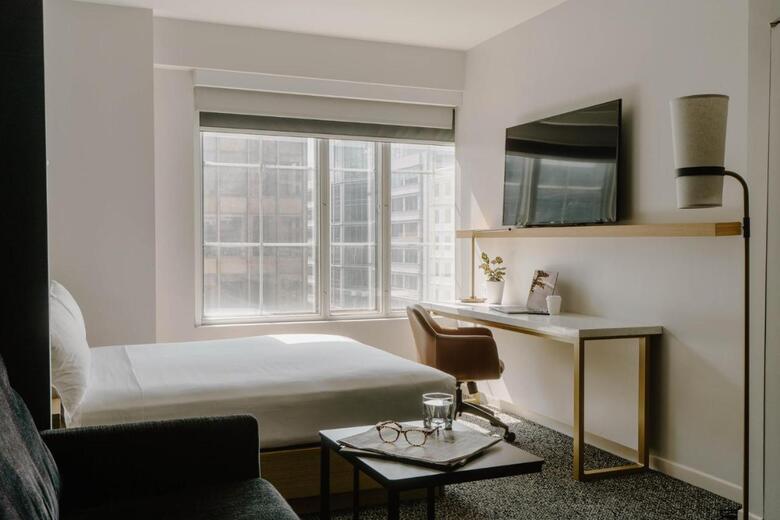 Hotel Club Quarters In Washington Dc