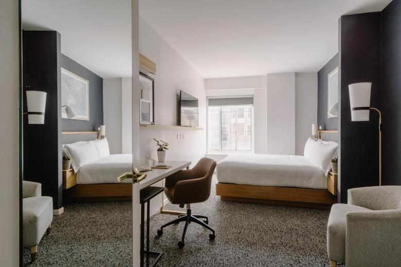 Hotel Club Quarters In Washington Dc