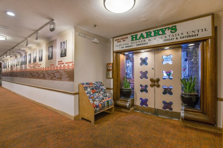 Hotel Harrington