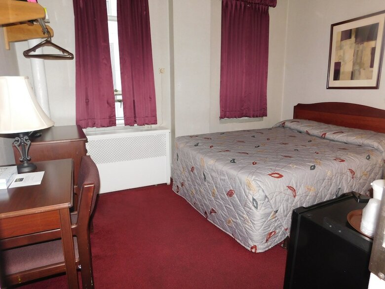 Hotel Harrington