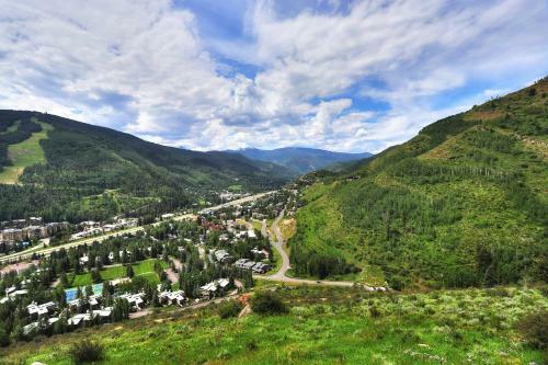 Hotel The Arrabelle At Vail Square A Rockresort