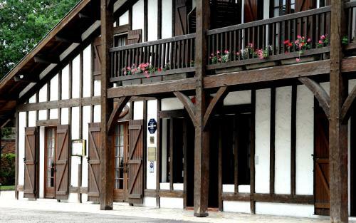 Hotel Auberge Des Pins