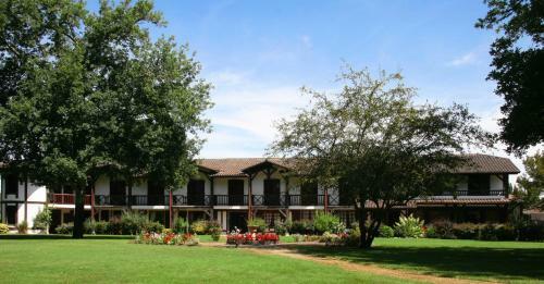 Hotel Auberge Des Pins