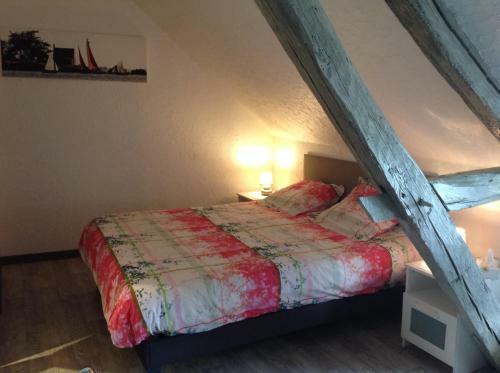 Hostal La Bicoque En Puisaye
