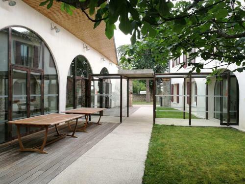 Hostal Gite Les Arches