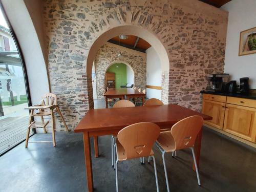 Hostal Gite Les Arches