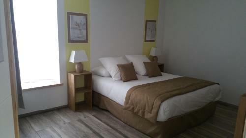 Hostal La Cense Pierrot Des Princes