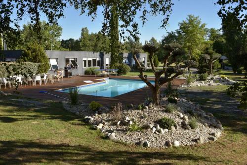 Villa Parenthese