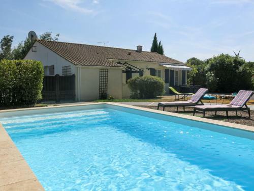 Holiday Home Aux 3 C�pages
