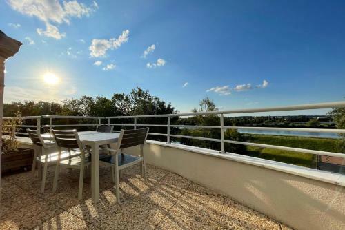 Luxury Apartment With Exceptional View On The Cher River