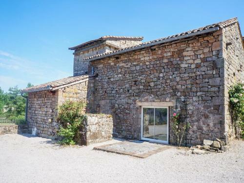 Gorgeous Holiday Home In Saint-beauzile With Private Pool