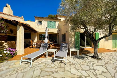 Villa Saint-aygulf With Private Pool - 250m From The Sea