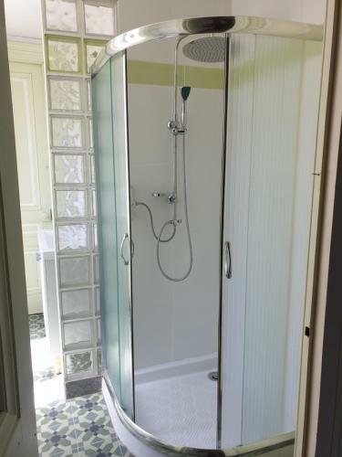 Bed & Breakfast Ch�teau De Saint Bonnet Les Oules