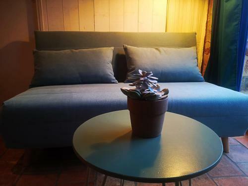 Gem�tliches Micro-haus Auf Dem Land Mit Pool Und Privatgarten