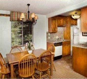 Apartamentos Getaways At Eagle Point Resort