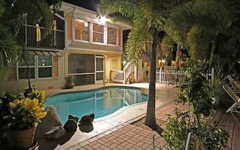 Bed & Breakfast Manatee Bay Inn