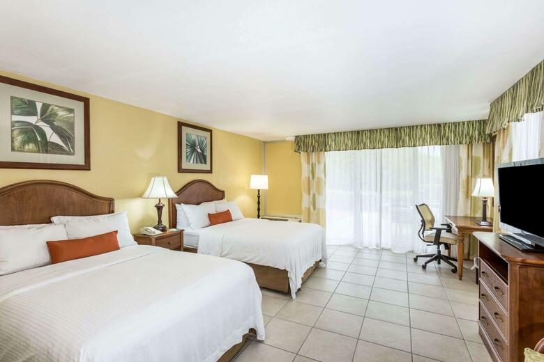 Hotel Wyndham Garden Fort Myers Beach