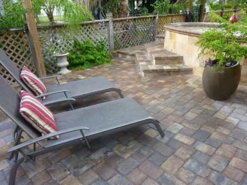Island Hideaway Luxury Suites