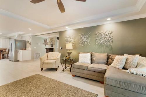 Island Hideaway Luxury Suites