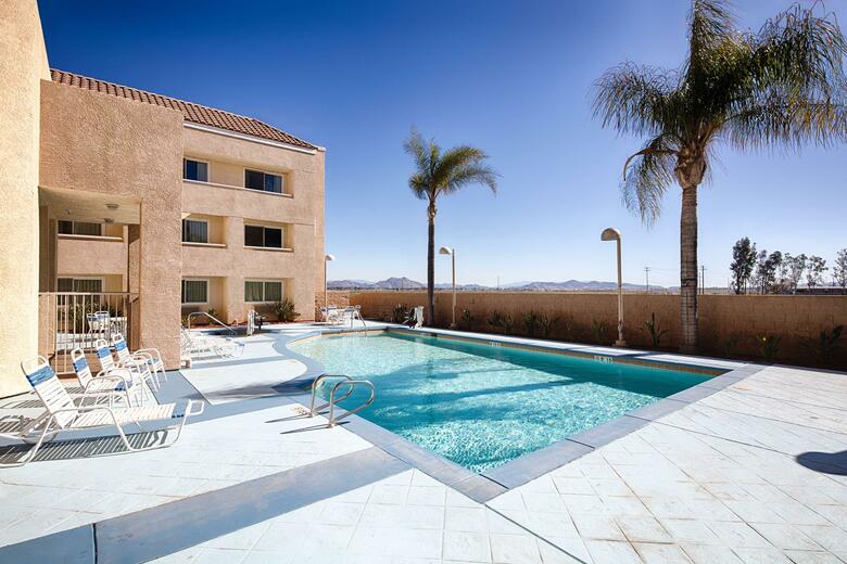 Hotel Red Lion Inn & Suites Perris