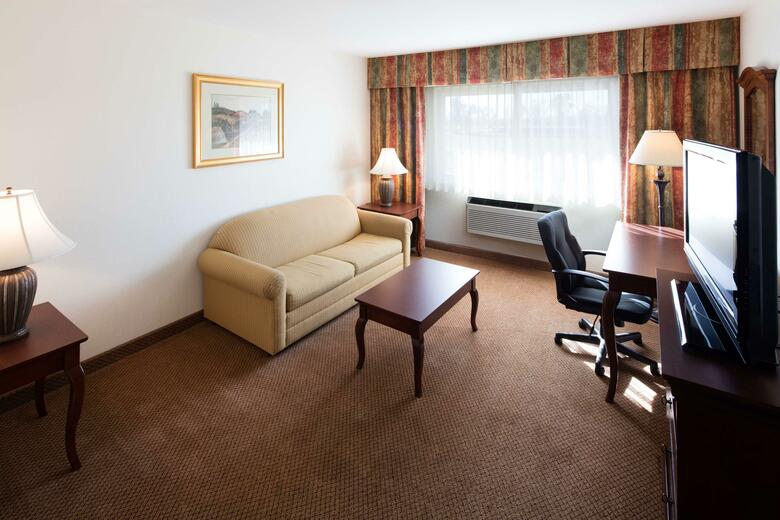 Hotel Red Lion Inn & Suites Perris