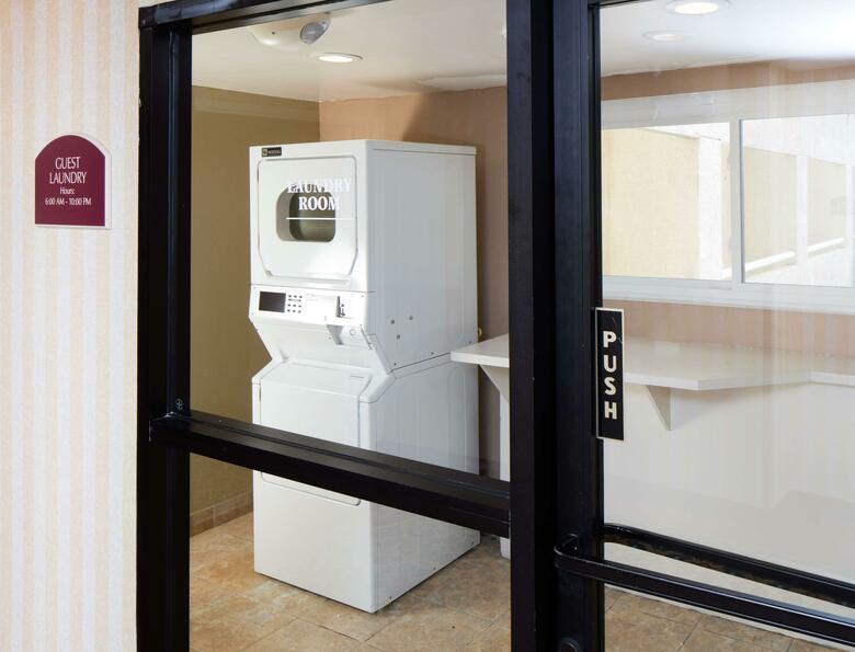 Hotel Red Lion Inn & Suites Perris