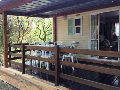 Bed & Breakfast Domaine Du Serre D'av�ne