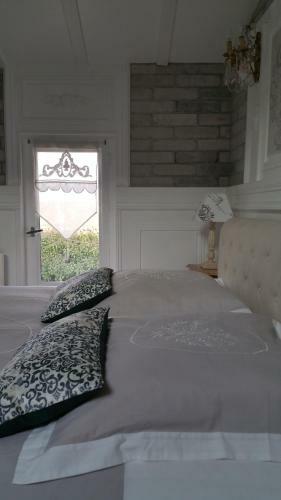 Bed & Breakfast Le Domaine De Canesse