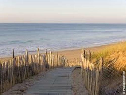 Maison R�taise Pr�s De La Plage